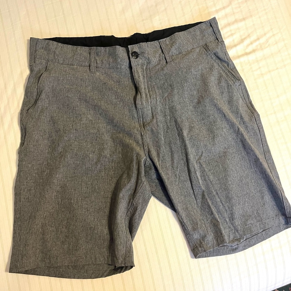 Men's Gray Shorts